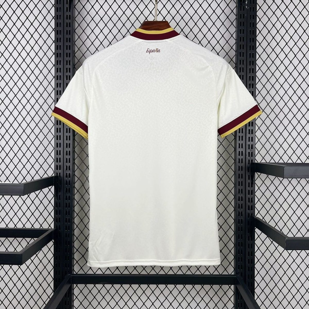 Maillot Espagne Extérieur 2026 : porté